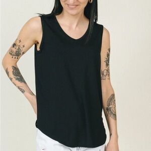 Jackson Rowe Girlfriend Tank in Black Size XL
